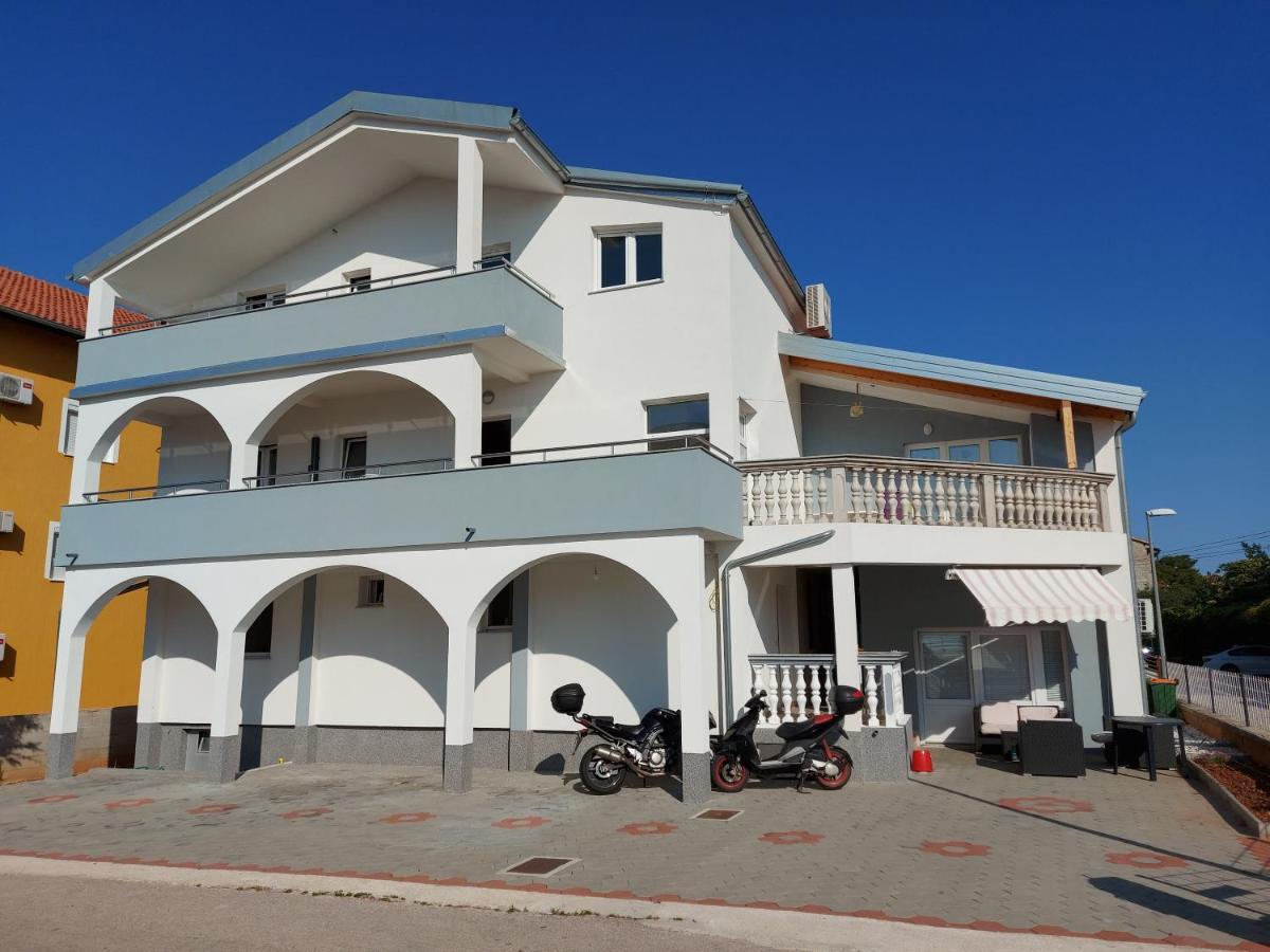 Apartman Luka Vodice Exterior foto