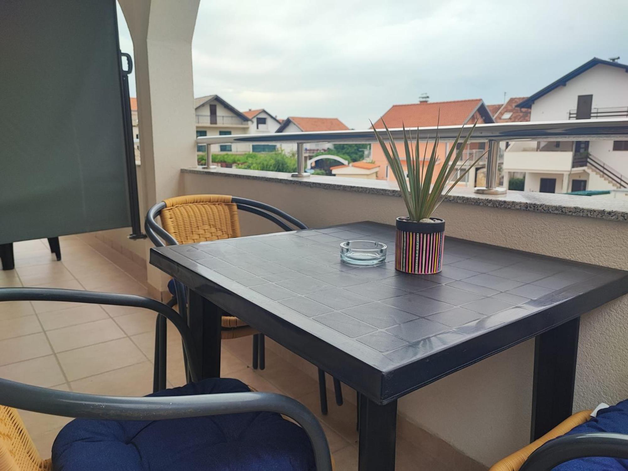 Apartman Luka Vodice Exterior foto
