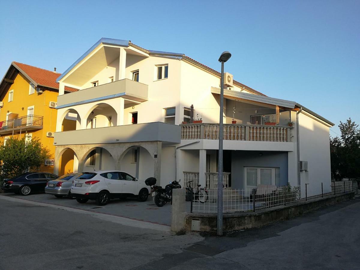Apartman Luka Vodice Exterior foto